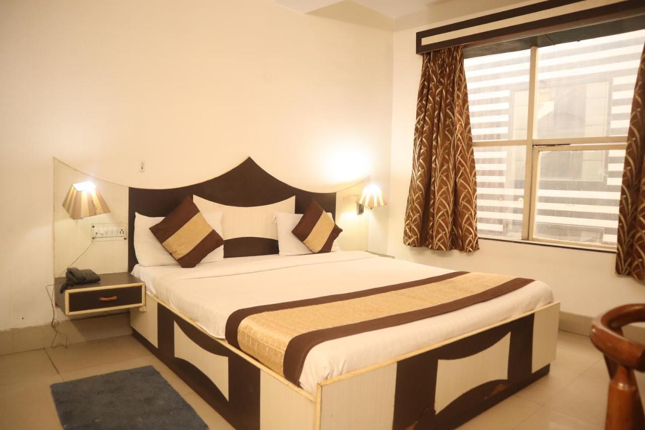 Hotel India International Új-Delhi Kültér fotó