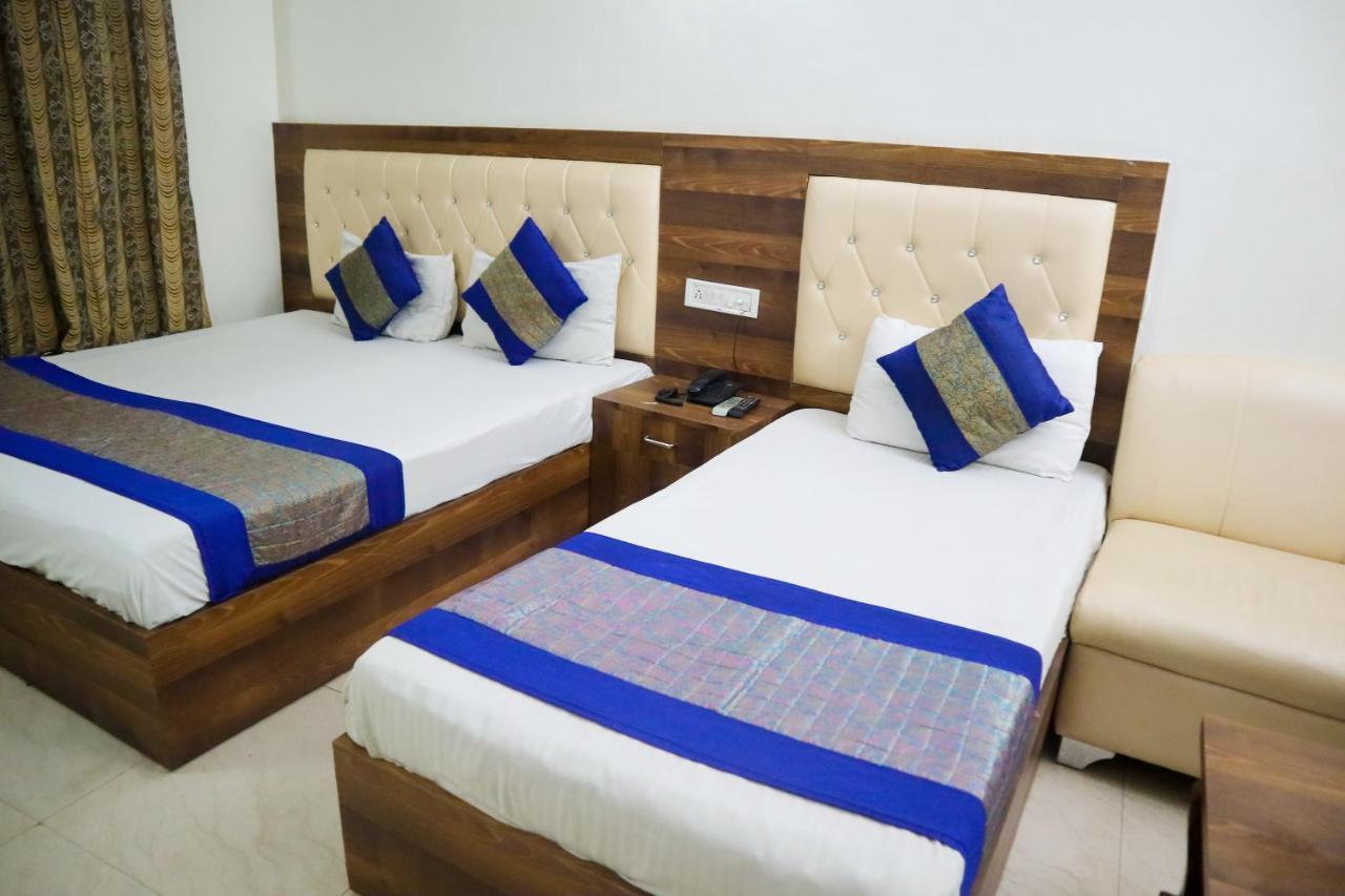 Hotel India International Új-Delhi Kültér fotó