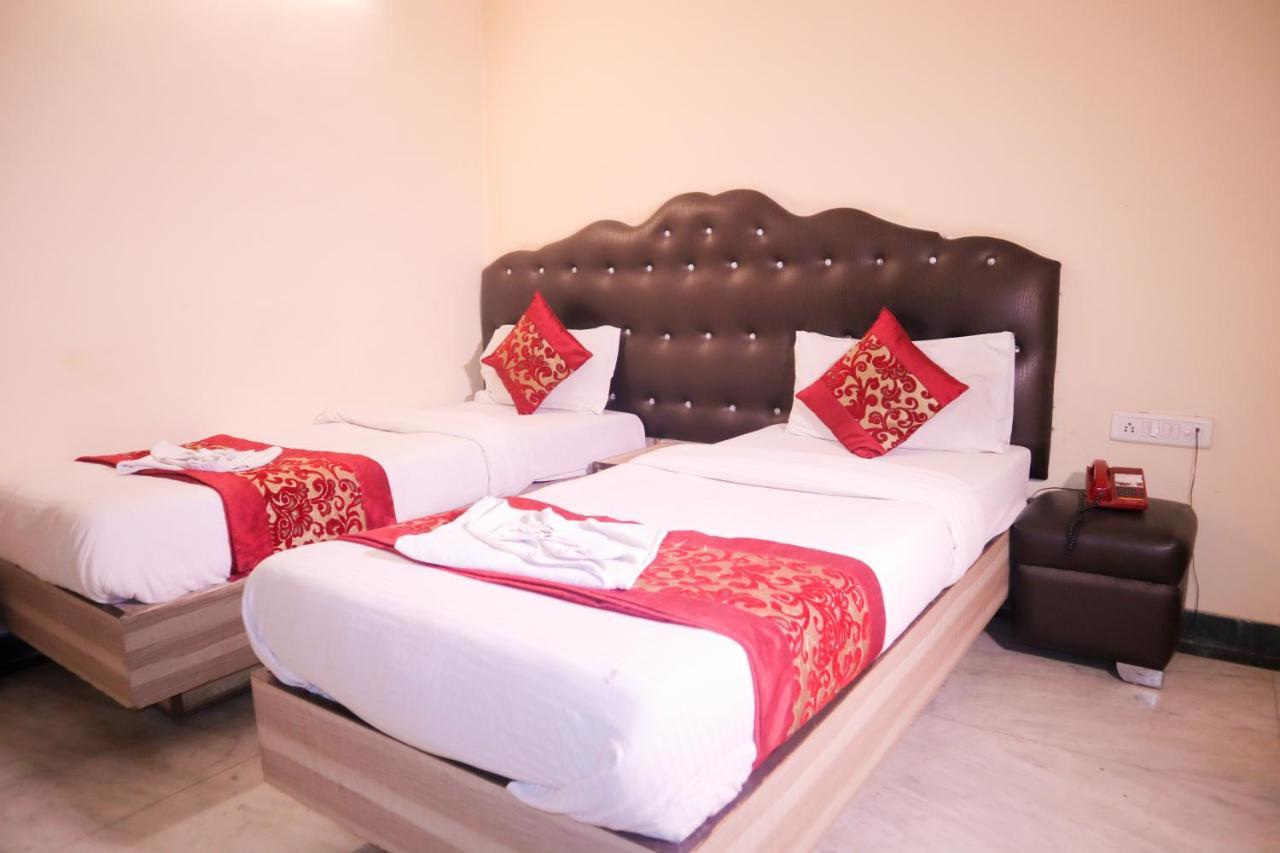 Hotel India International Új-Delhi Kültér fotó