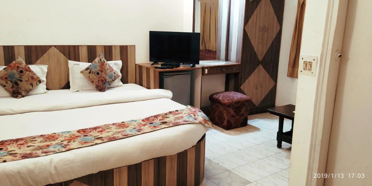 Hotel India International Új-Delhi Kültér fotó