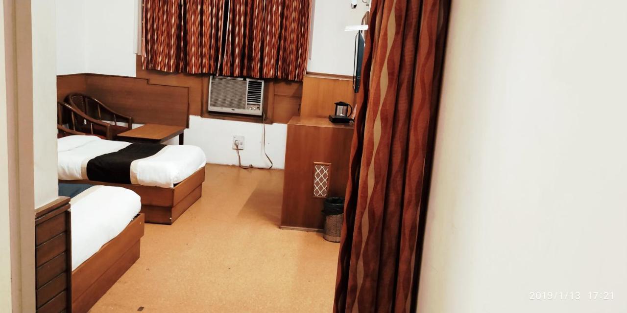 Hotel India International Új-Delhi Kültér fotó