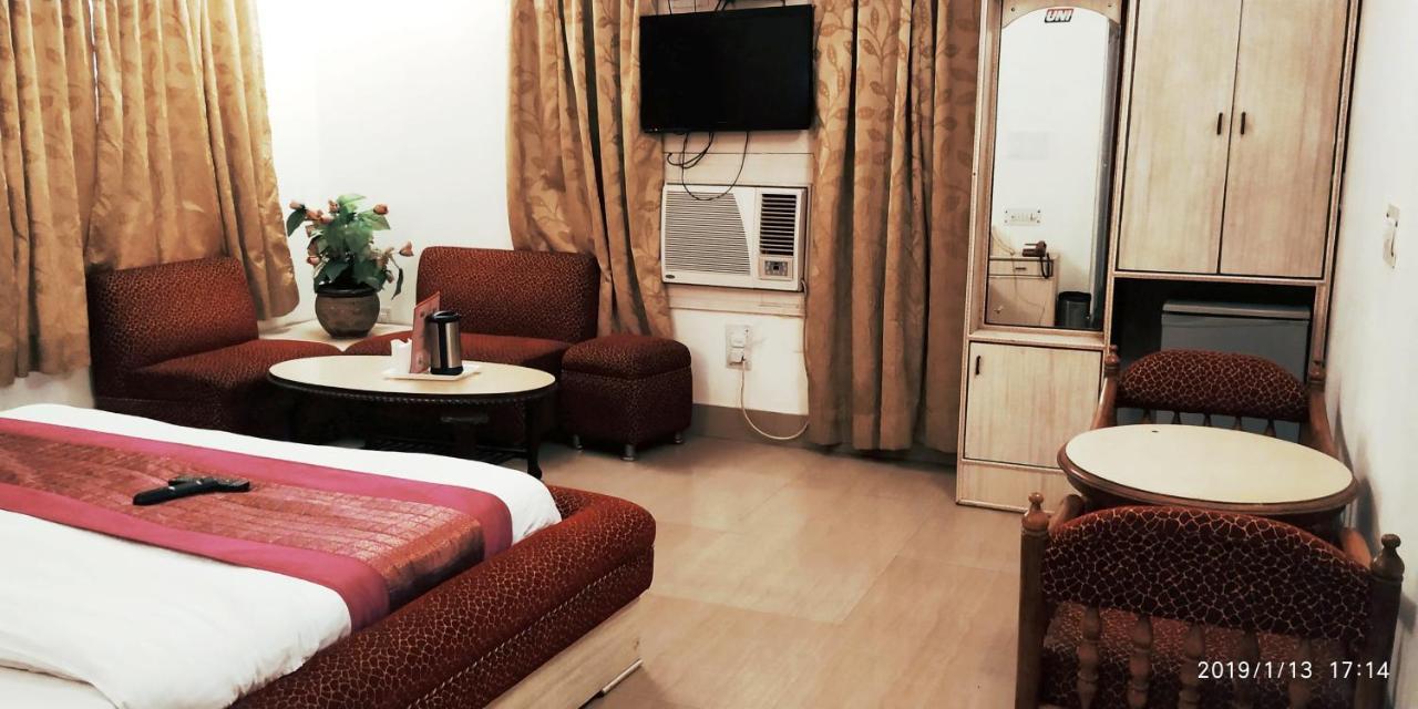 Hotel India International Új-Delhi Kültér fotó