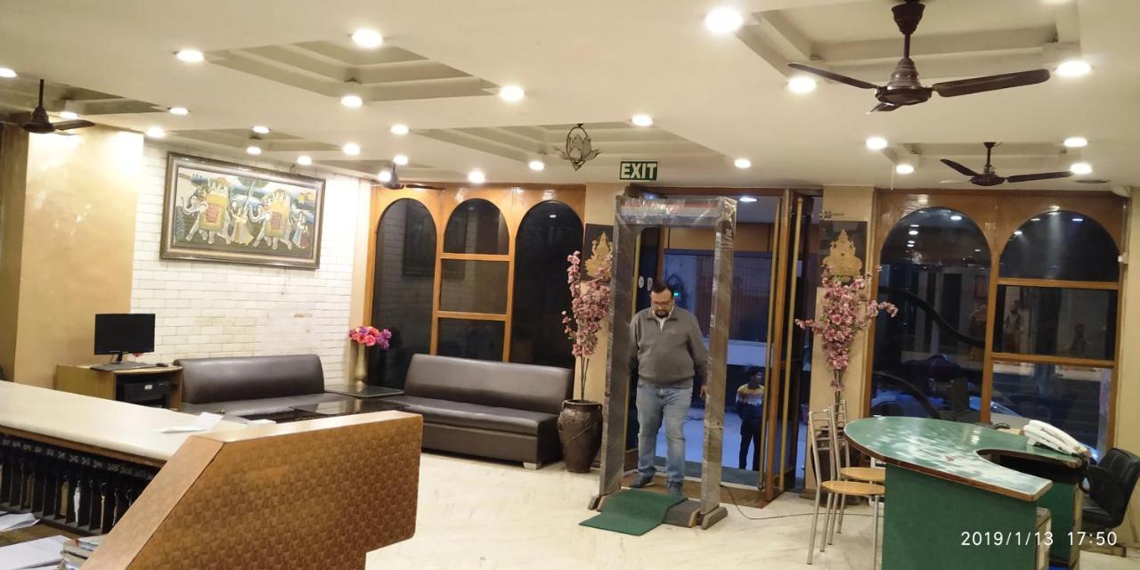 Hotel India International Új-Delhi Kültér fotó